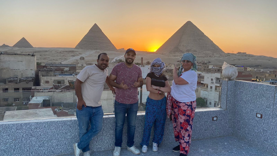 Food & Drinks 4, Middle East Pyramids View, Giza