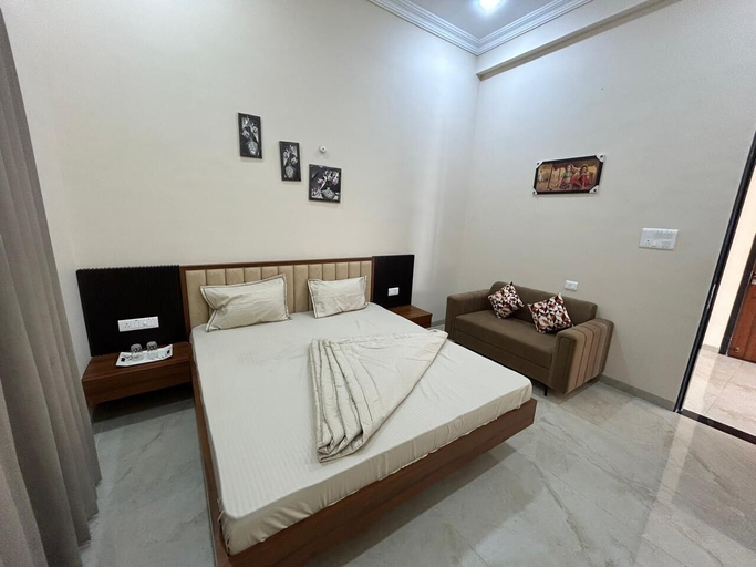 Room 3, GEETANJALI RESORT, Rajsamand