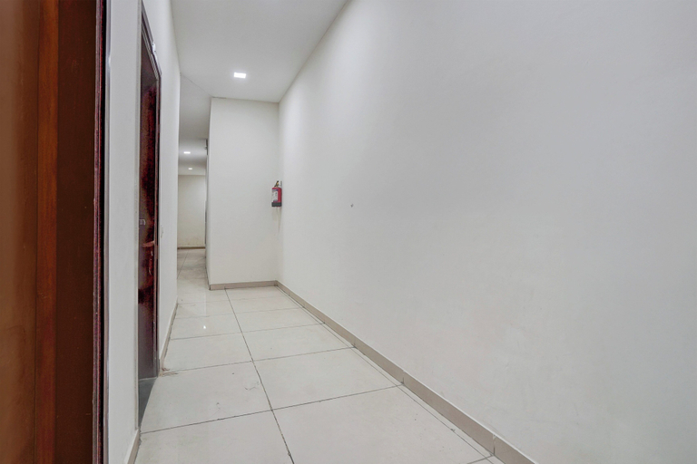 Interior 2, Patiala Road Crossway Zirakpur, Sahibzada Ajit Singh Nagar