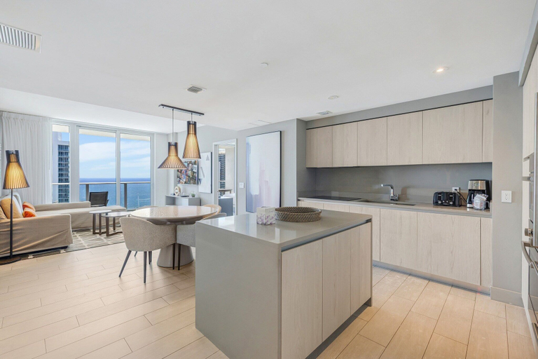 Interior 5, 4010-SthOcean-3705, Broward