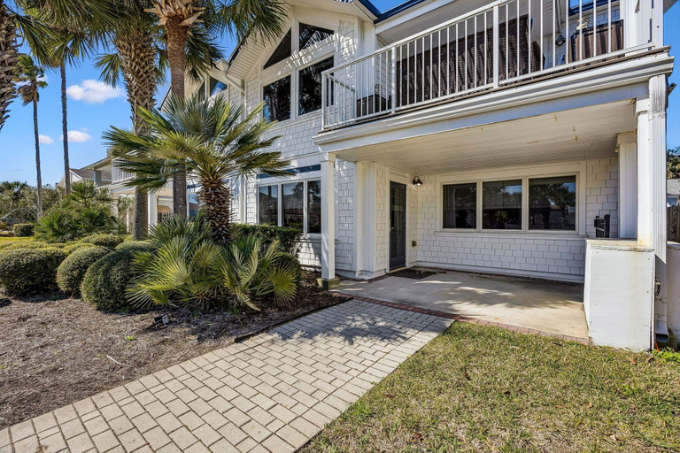 Exterior 2, 733a And B Tarpon Avenue 6 Bedroom Home, Nassau
