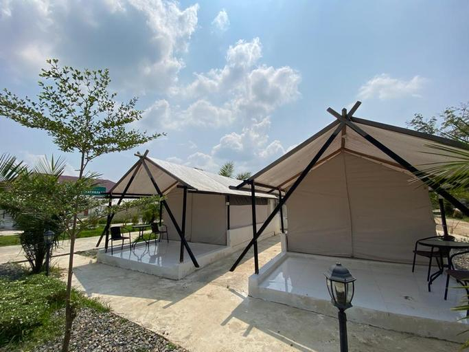 4, Alinia Park and Resort, Dharmasraya