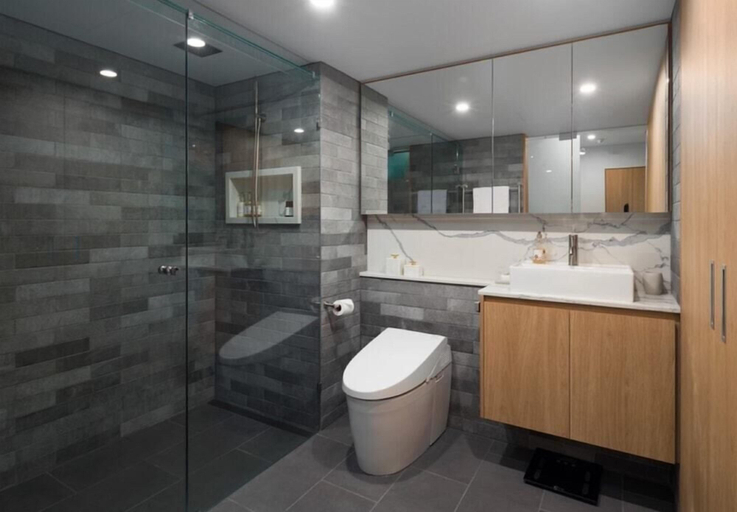 Bathroom 4, Il Palazzo Boutique Apartment Hotel, Cairns