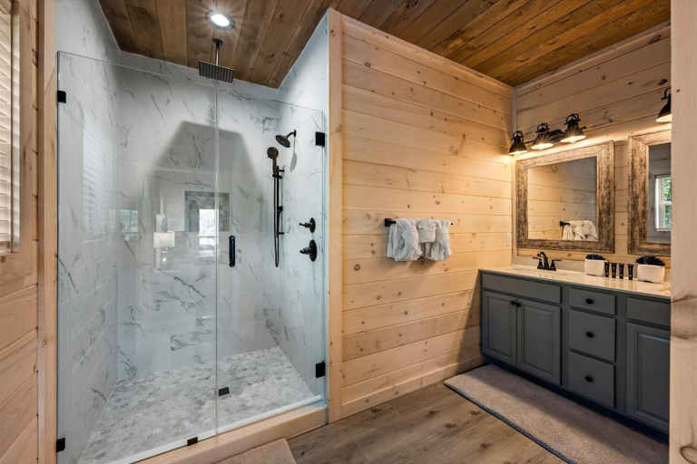 Bathroom 3, Tennessee Sunrise 3 Bedroom Cabin, Sevier