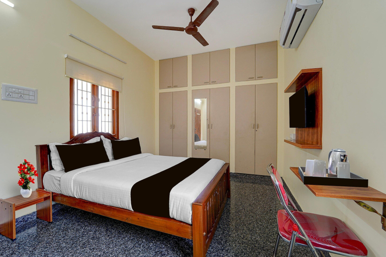 Room 2, Classic Prathyangira Sakthi, Madurai