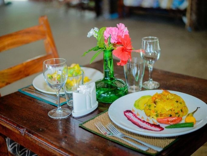 Food & Drinks 5, The Golden Pigeon Hotel & Spa, Nyamagana