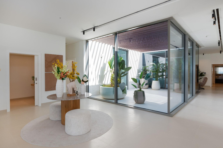 2, Luxe 4BR Villa | Private Pool & Beach | Al Zorah, Ajman