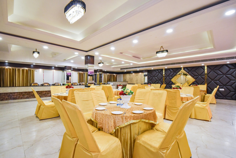 Food & Drinks 5, Pineberry Hotels, Amritsar