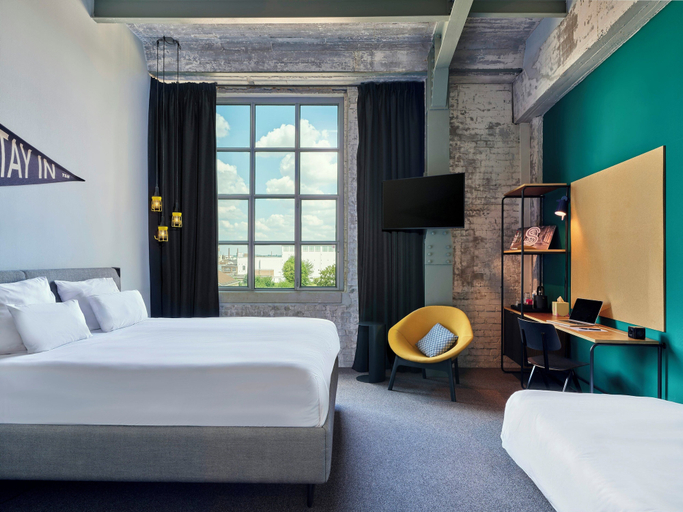 Bedroom 2, The Social Hub Maastricht, Maastricht