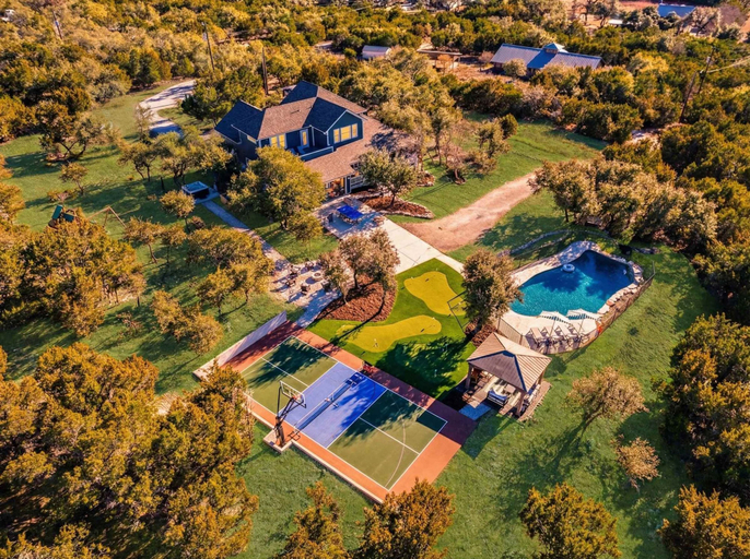 Room 5, Austin Compound Pickleball Pool Sauna, Hays