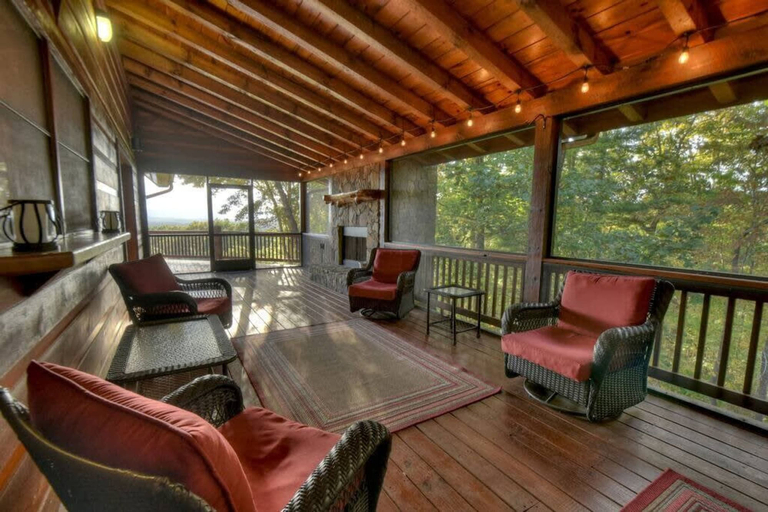 Room 5, Endless Views Hot Tub Movie Theater Firepit, Fannin
