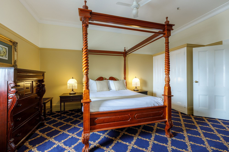 Bedroom 3, The Carrington Hotel, Blue Mountains