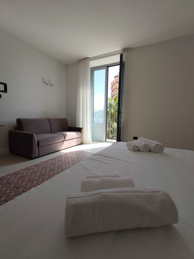 Room 5, HOTEL PIETRA NERA, Catania