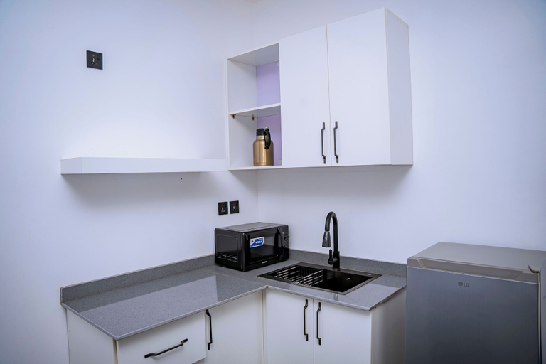 Private kitchen, Ink & S Apartment Hotel, Gasabo