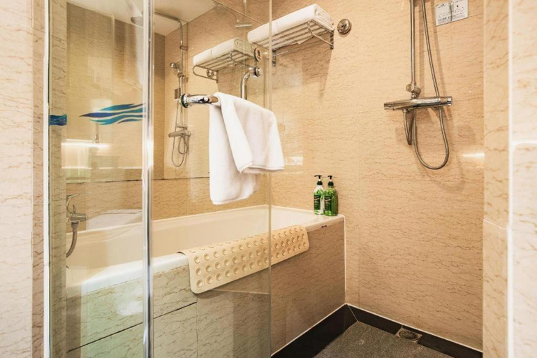 Bathroom 4, Zibo Blue Horizon International Hotel, Zibo