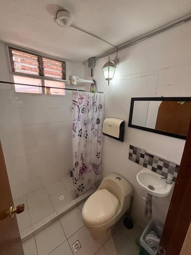 Bathroom 2, casa raizal, Envigado