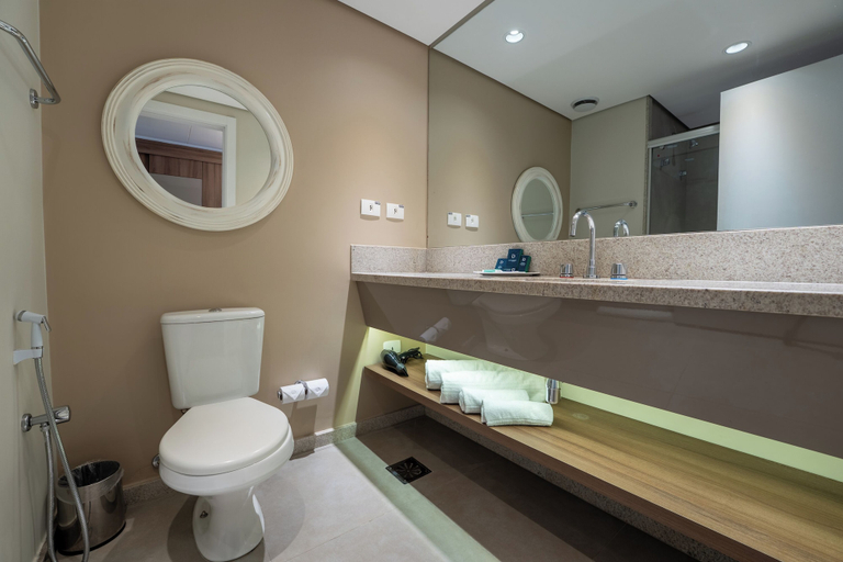 Bathroom 5, Hotel Deville Prime Campo Grande, Campo Grande