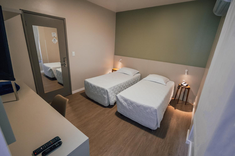 Bedroom 3, Hotel Gracher Brusque, Brusque