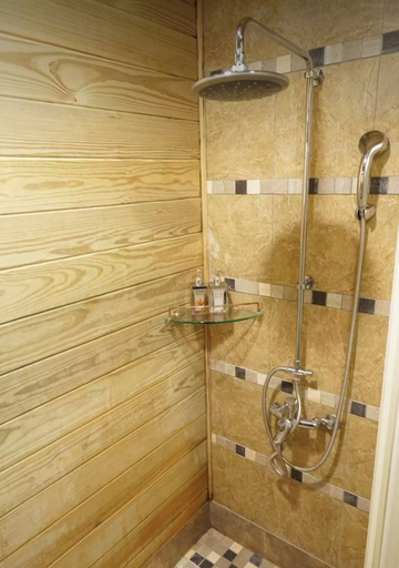 Bathroom 5, Island Paradise Resort Club