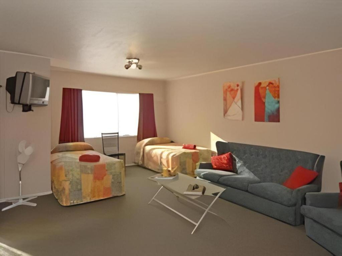 Bedroom 2, Gloucester House Motel, Hastings city