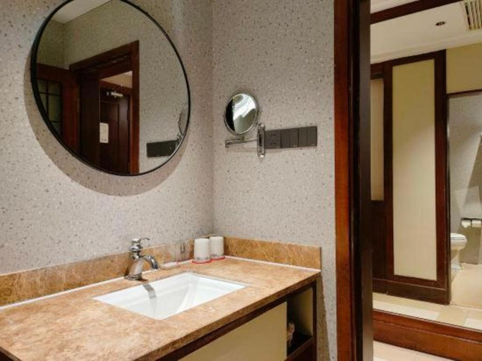 Bathroom 3, Linjiang International Cruise Hotel (Shanghai Youyi Road), Shanghai