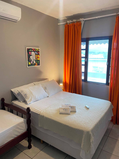 Room 3, GH Pinheira, Palhoça