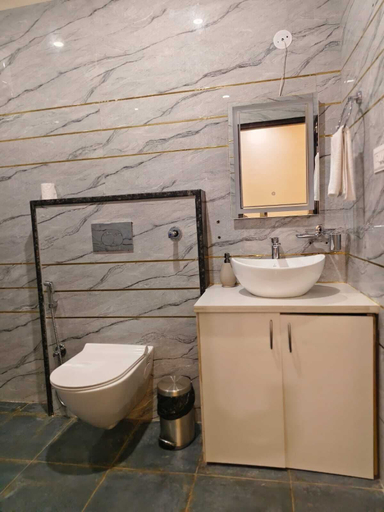Bathroom 3, Hotel Sharma Jaipur, Jaipur