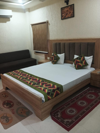 1, HOTEL DEVRAJ, Sidhi