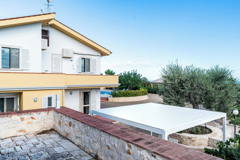 Front of property 5, Villa Polignano con Piscina by Wonderful Italy, Bari