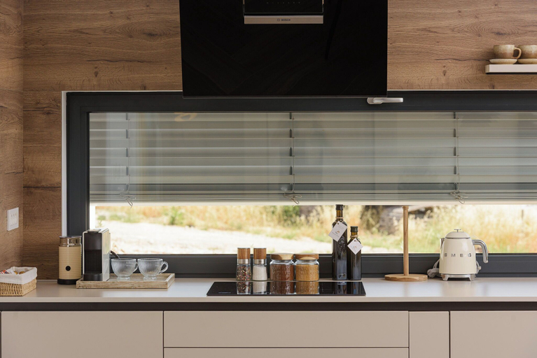 Private kitchen, Apartment Azure Pine, Okrug