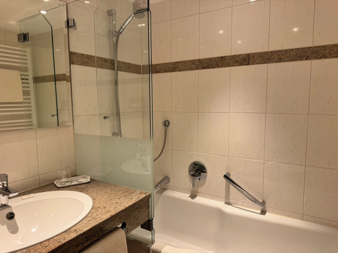 Bathroom 2, Hotel Tilman Riemenschneider by ANS, Ansbach