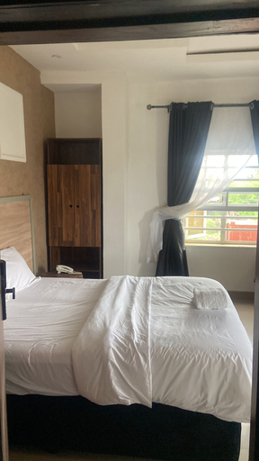 Room 3, Wimpy hotel and suite beachfront, Eti-Osa
