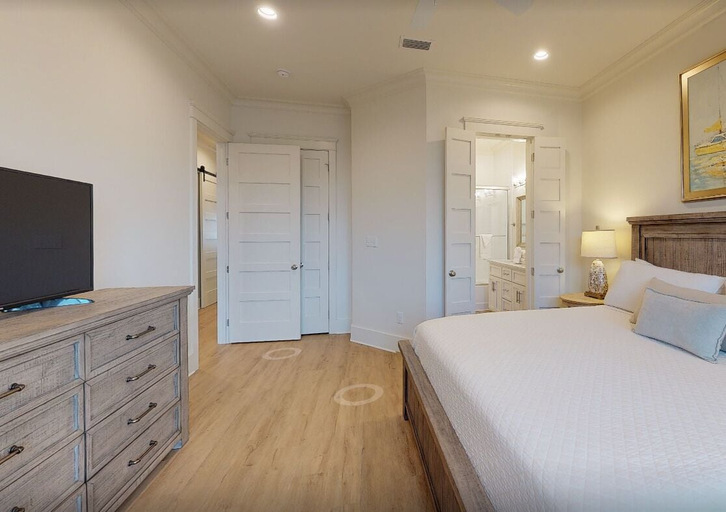 Room 5, Beach Vista One Beach House, Baldwin