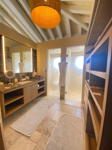 Bathroom 2, HOTEL VIÑEDOS SANTA CATALINA, Allende
