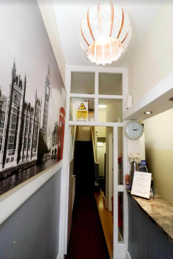 Others 5, King's Cross Hotel, London