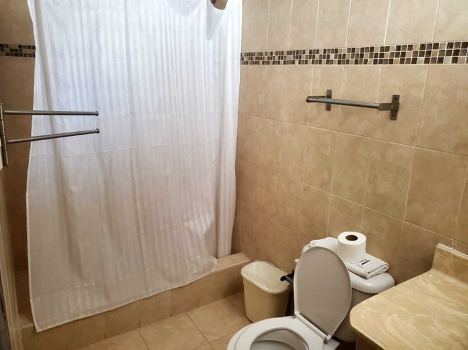 Bathroom 4, Hotel Tropicana, Santo Domingo Este