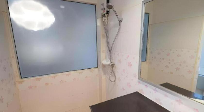 Bathroom 3, PP Resort, Hat Yai