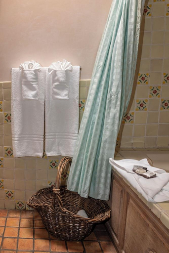 Bathroom 4, THE INN AT THE DELTA - BED AND BREAKFAST, Rio Arriba