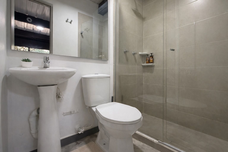 Bathroom 4, Hotel Casa Malibú, Medellín