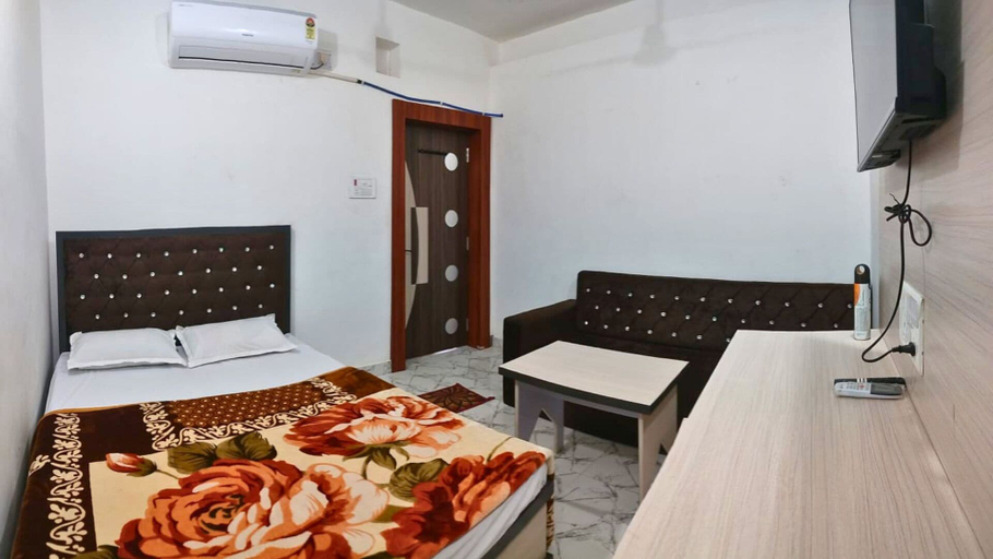 Room 2, Hotel P P Palace, Purbi Singhbhum