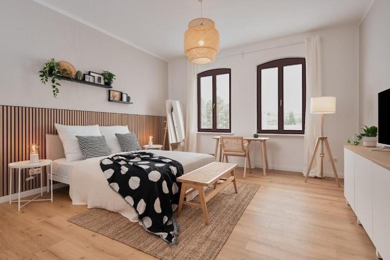 Room 1, Saniertes Altbauzimmer an der Karlsaue, Kassel