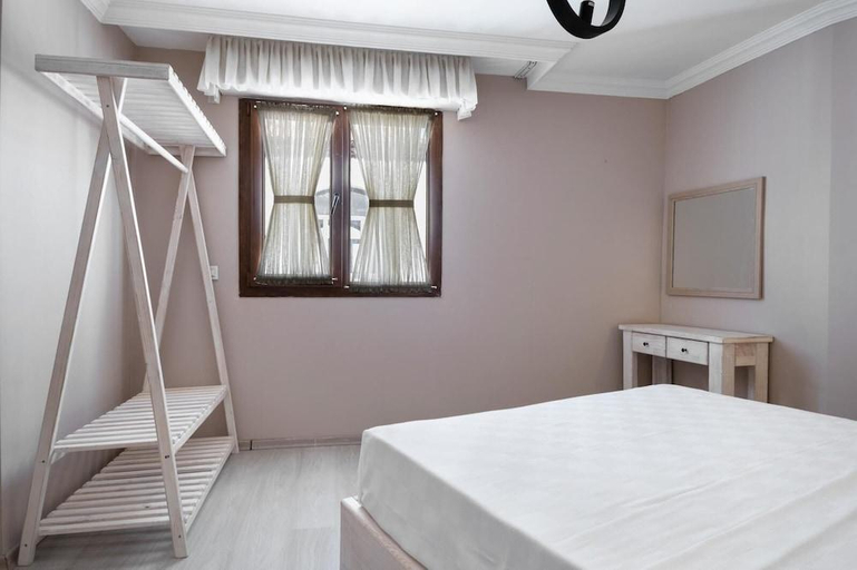 Bedroom 2, Luna's Alacati, Çeşme