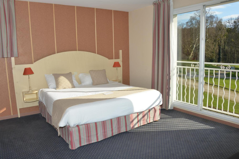 Bedroom 2, Domaine Golf Albon, Drôme