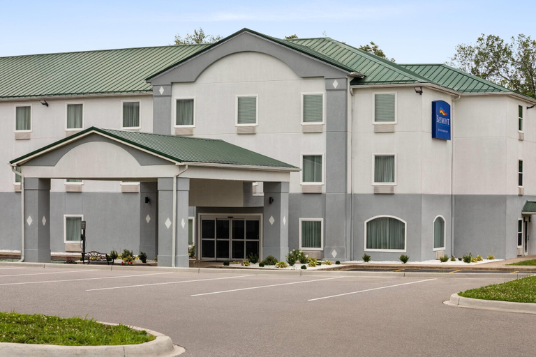 Exterior & Views 2, Baymont by Wyndham La Grange KY Southeast, Oldham
