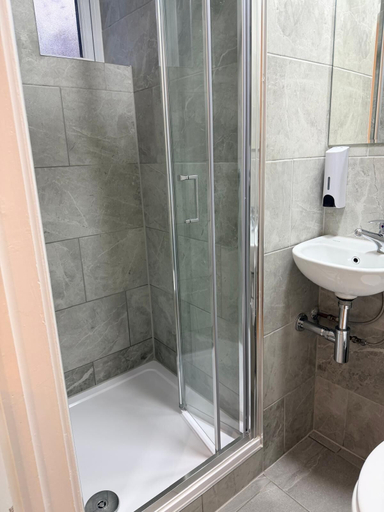 Bathroom 4, King's Cross Hotel, London