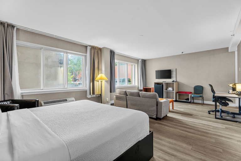 Bedroom 3, Ramada Plaza by Wyndham Montreal, Montréal