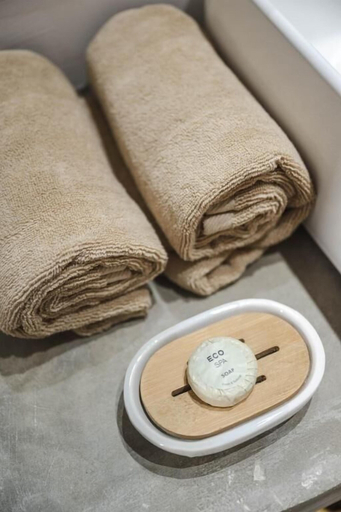 Bathroom amenities, Azura Boutique Apartments, Kaskazini 'B'
