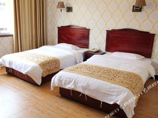 Others 2, Harmony One Hotel, Enshi Tujia and Miao
