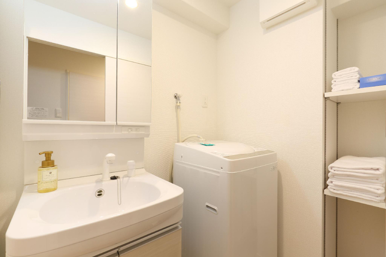 Bathroom 3, The Grand Residence Hotel Hakata, Fukuoka