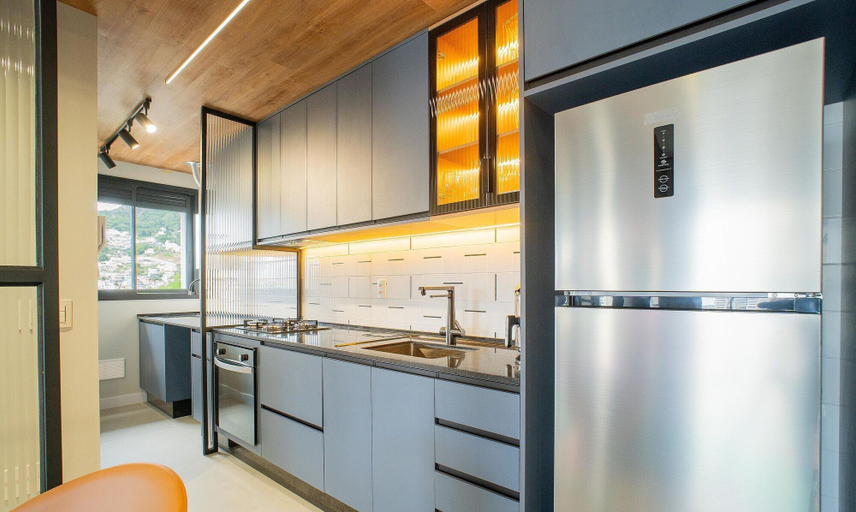 Private kitchen, Apt w/ Balcony & Grill 350m From the sea Vpd0701, Florianopolis